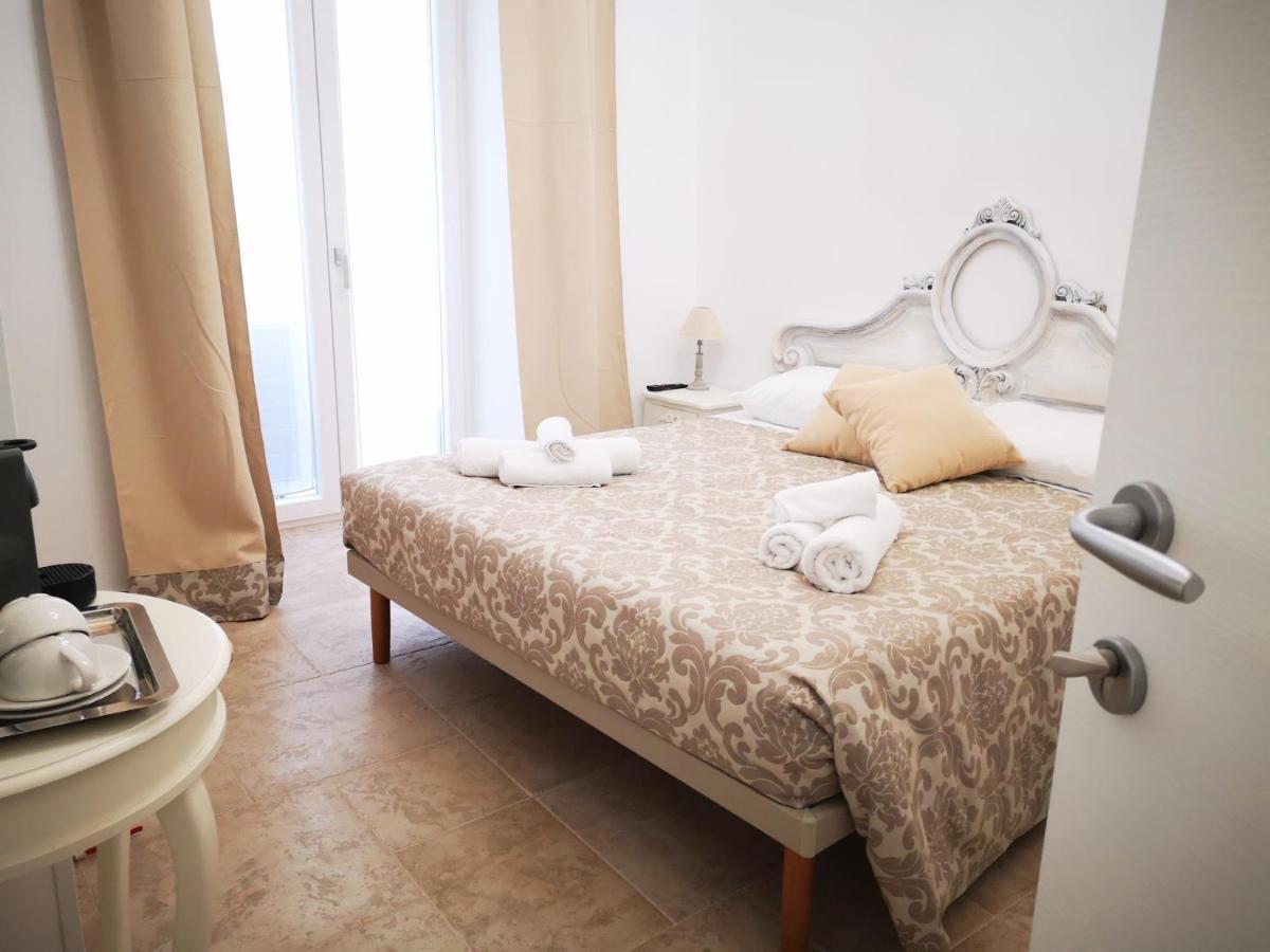 Corte Pietrantica - Charming Rooms & Suites 焦维纳佐 外观 照片