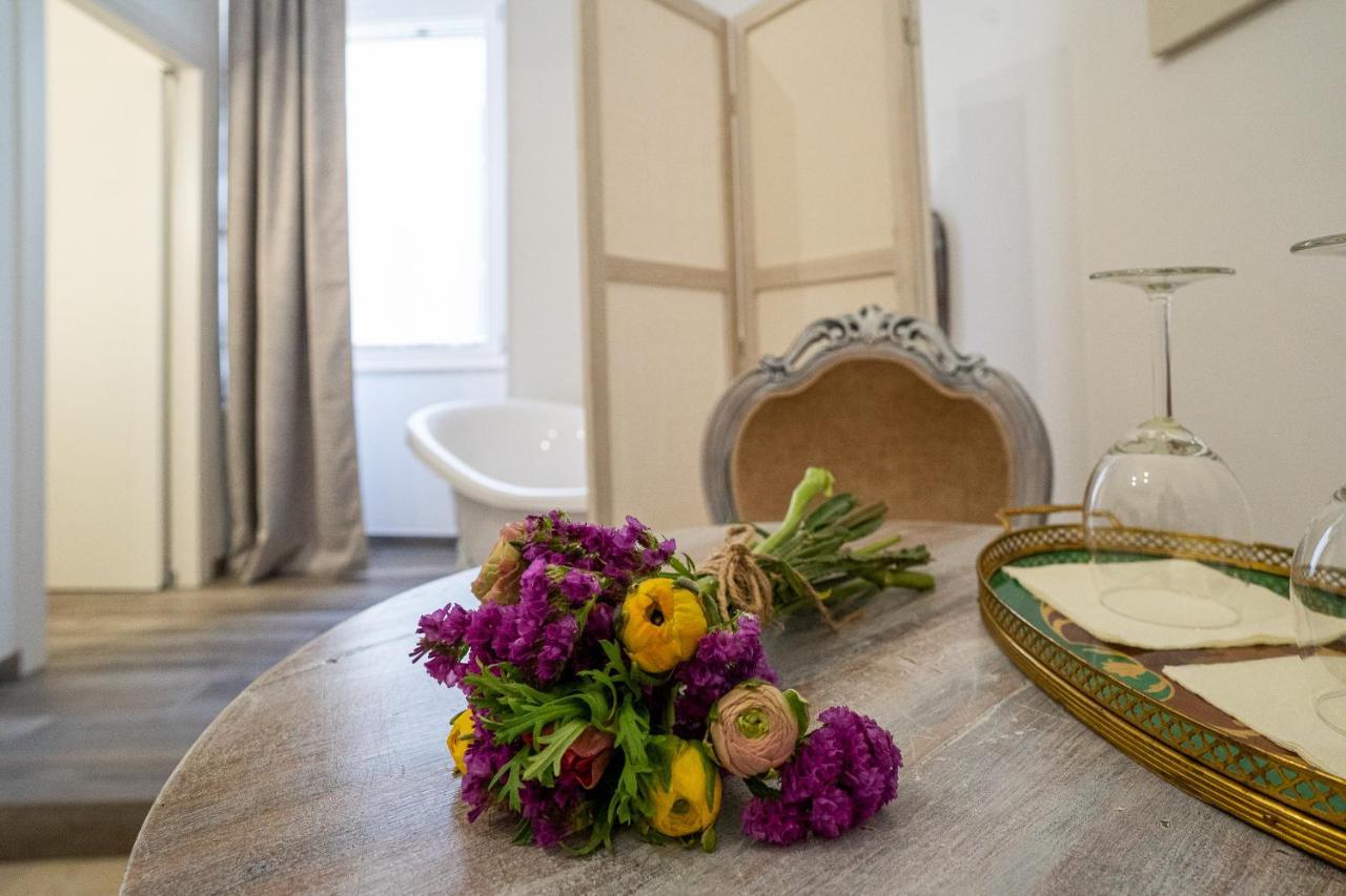 Corte Pietrantica - Charming Rooms & Suites 焦维纳佐 外观 照片