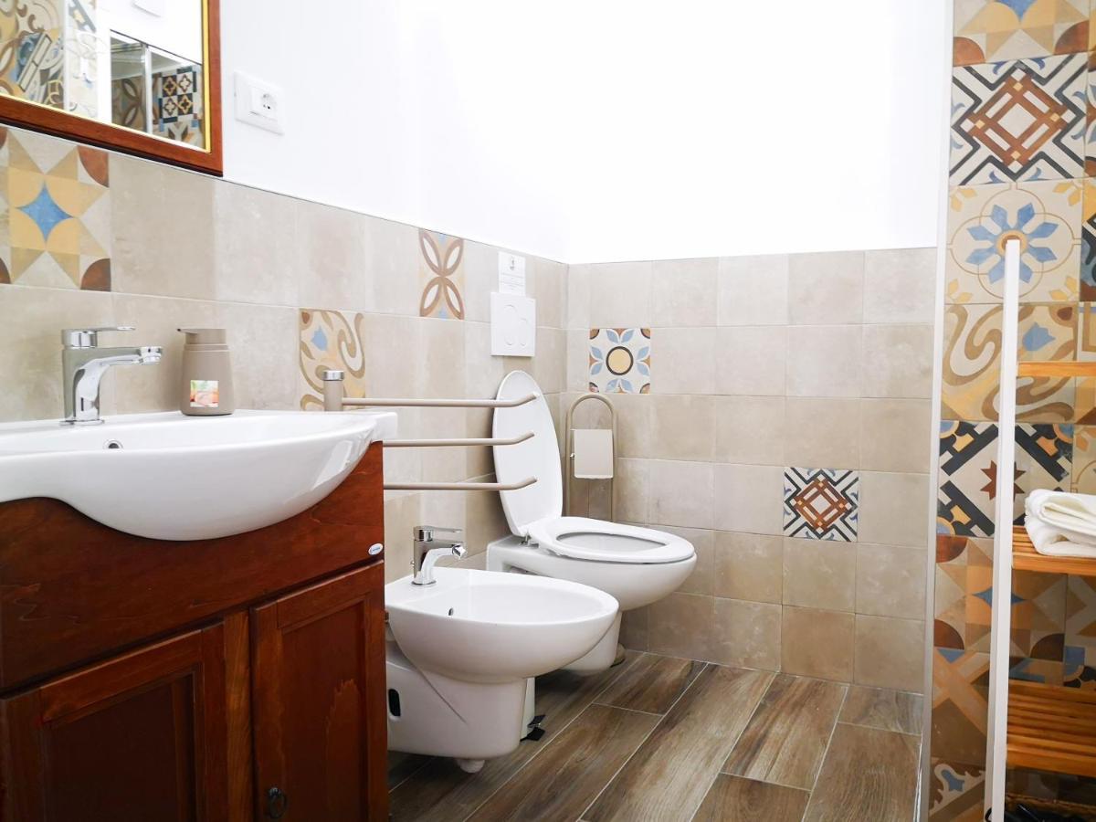 Corte Pietrantica - Charming Rooms & Suites 焦维纳佐 外观 照片