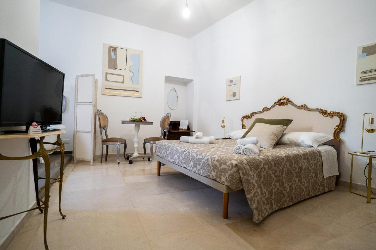 Corte Pietrantica - Charming Rooms & Suites 焦维纳佐 外观 照片