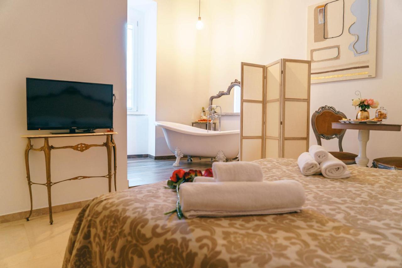 Corte Pietrantica - Charming Rooms & Suites 焦维纳佐 外观 照片