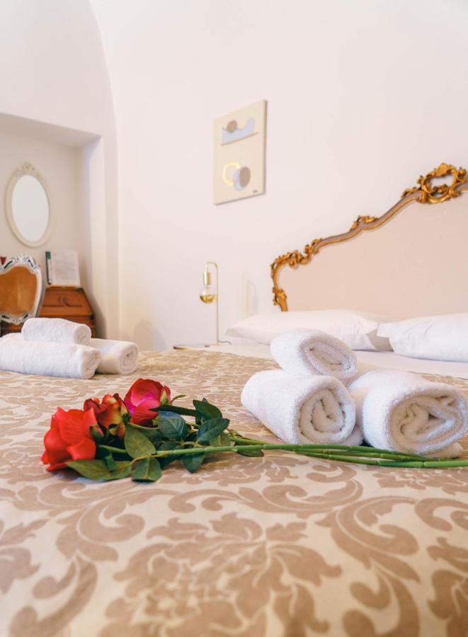 Corte Pietrantica - Charming Rooms & Suites 焦维纳佐 外观 照片