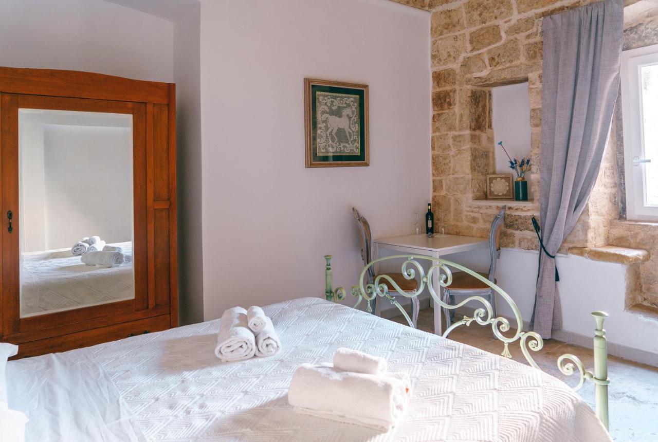Corte Pietrantica - Charming Rooms & Suites 焦维纳佐 外观 照片