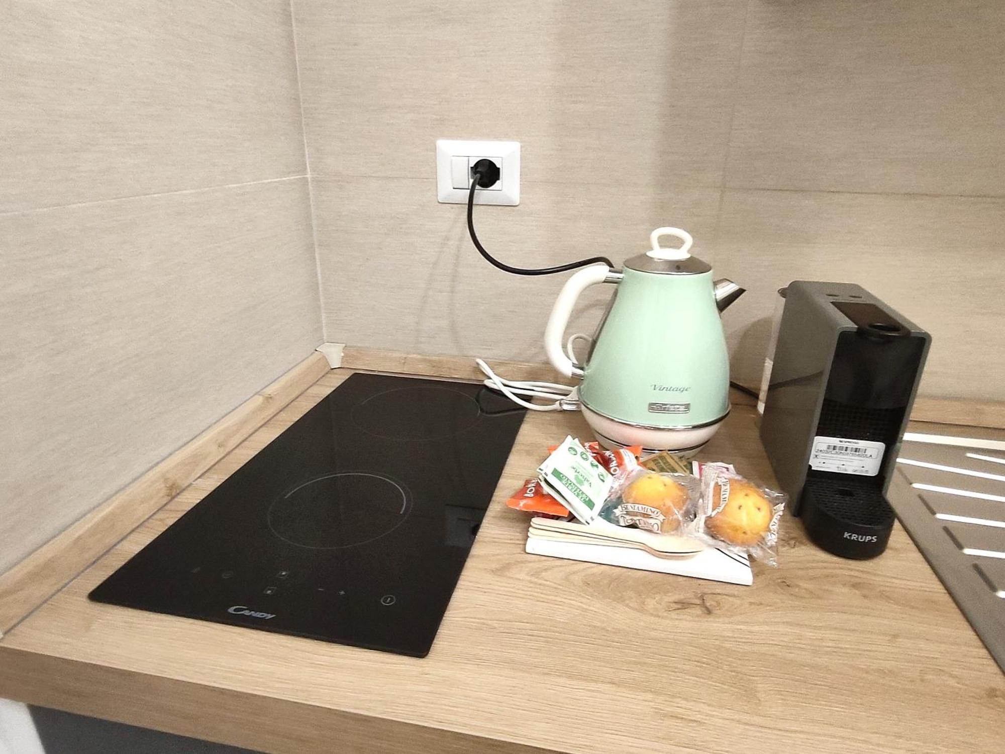 Corte Pietrantica - Charming Rooms & Suites 焦维纳佐 外观 照片